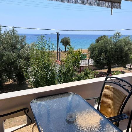 Stavros Apartments Nea Skioni Bagian luar foto