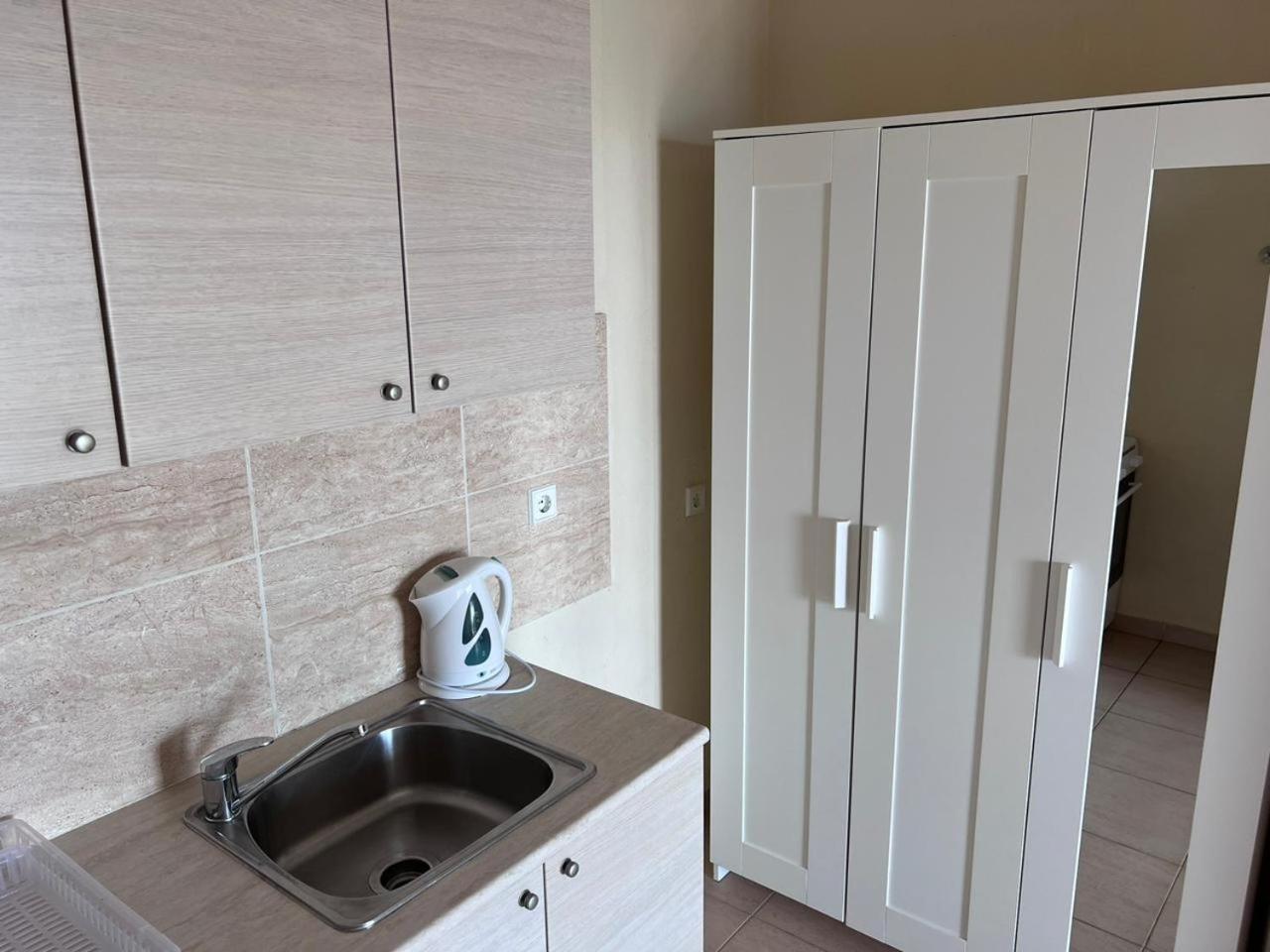 Stavros Apartments Nea Skioni Bagian luar foto
